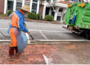 溫暖守護 | 民(mín)大(dà)項目用心服務，助力開學季